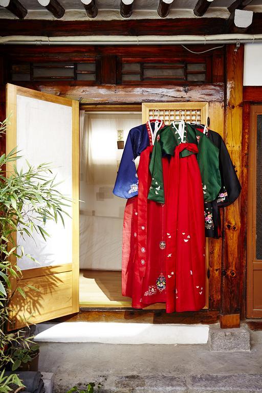 Vine Hanok Guesthouse Сеул Екстер'єр фото