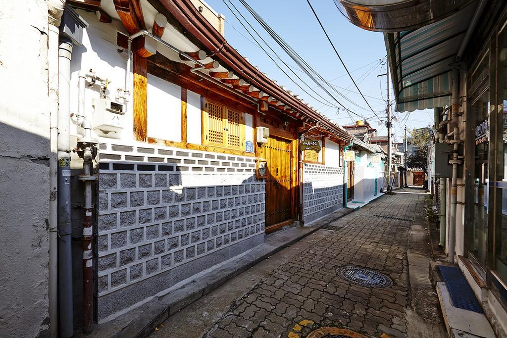 Vine Hanok Guesthouse Сеул Екстер'єр фото