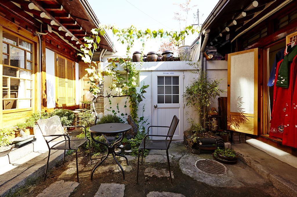 Vine Hanok Guesthouse Сеул Екстер'єр фото