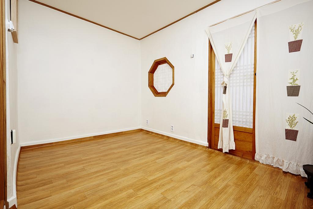 Vine Hanok Guesthouse Сеул Номер фото